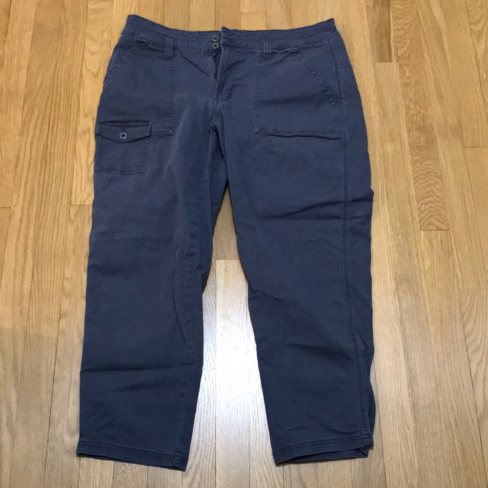 Time and Tru Jeans, Denim, 2% Spandex, Grey